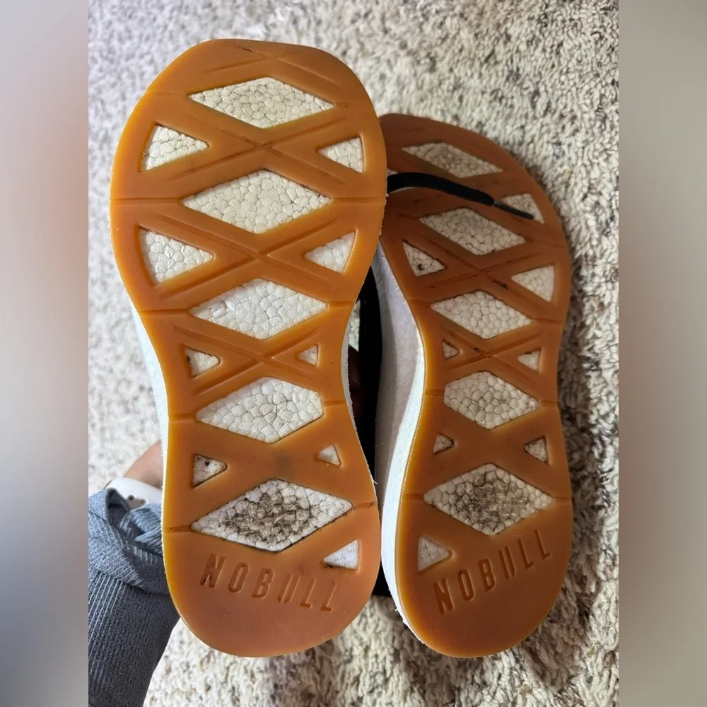 NOBULL, Women’s‎ Size 8.5